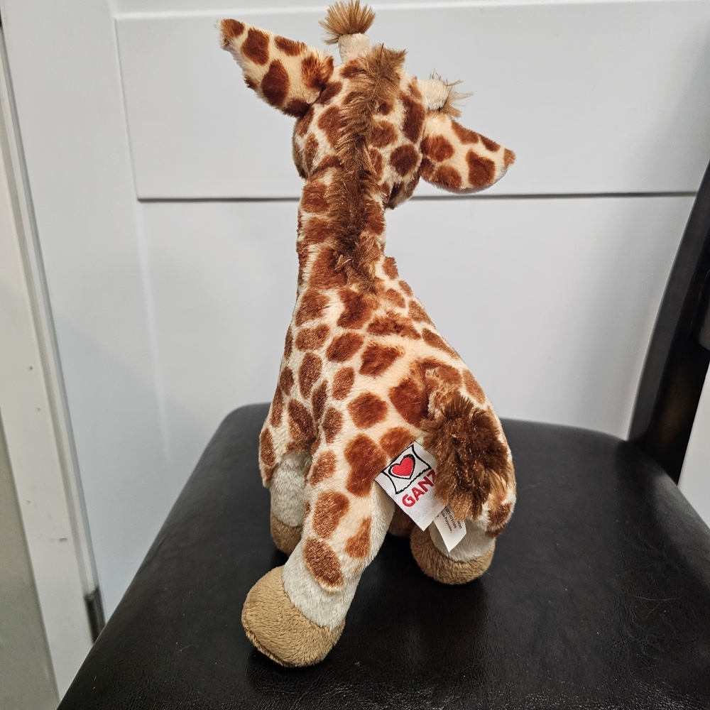 Webkinz Classic Giraffe - Picture 3 of 3